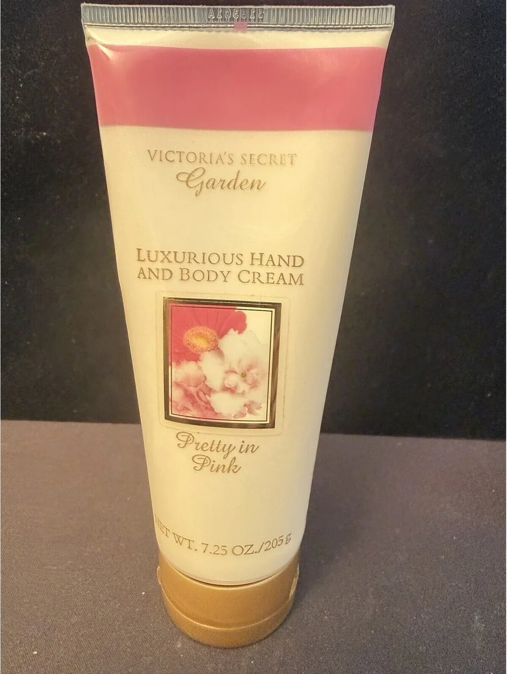 Victoria's Secret Garden Luxurious Hand and Body Cream PRETTY IN PINK 7.25 Rare